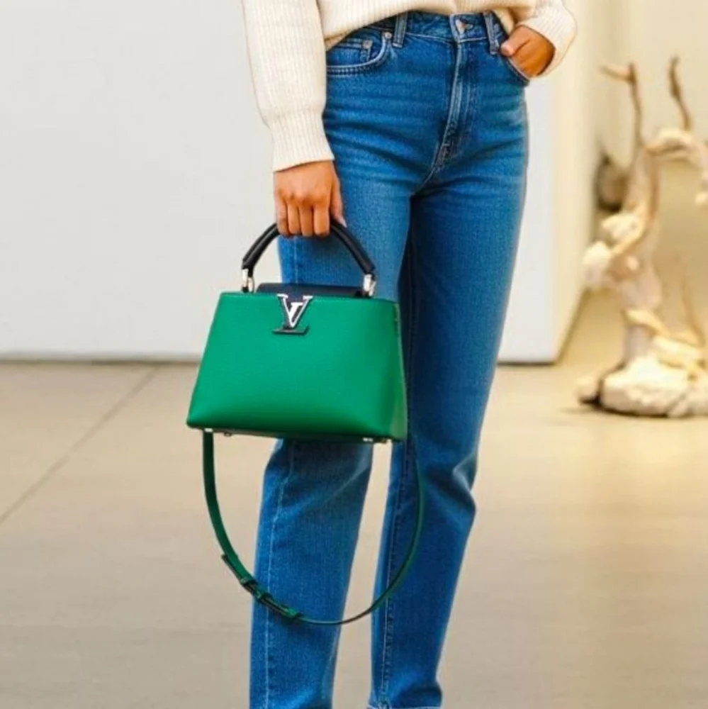✨️Authentic Louis Vuitton Capucines BB Green Leather Crossbody Bag - Picture 12 of 13